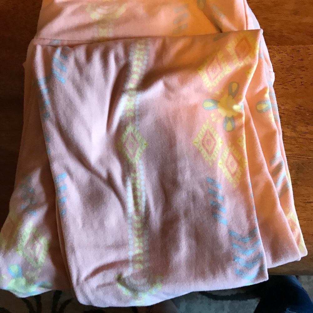 Pink Aztec lularoe T&C